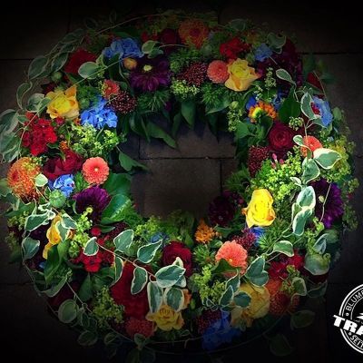 4. Kranz, rund gesteckt